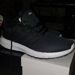 Adidas Ultimashow Running Shoe